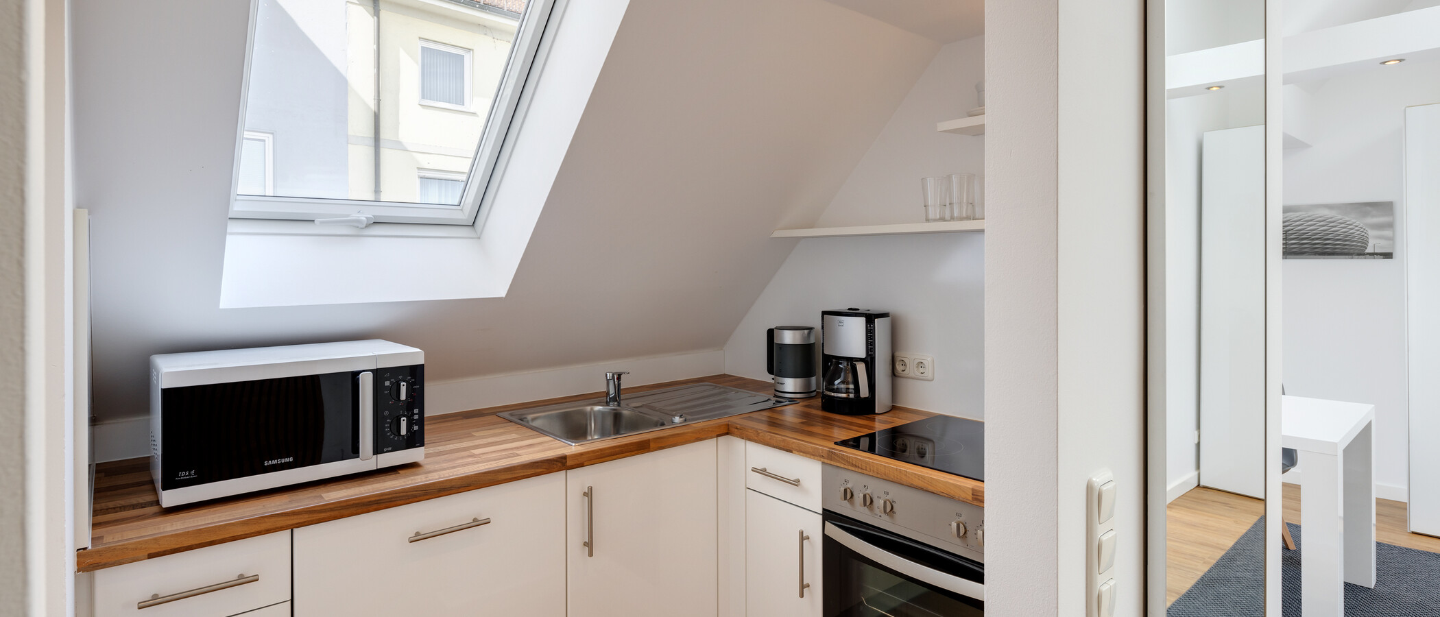 attico München Schwabing 01 cucina 5576