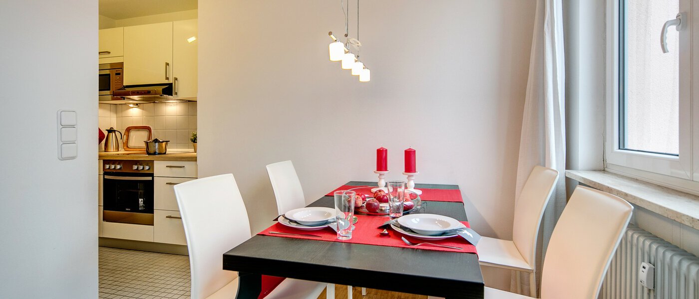 appartamento München Maxvorstadt - Westen 01 sala da pranzo 572