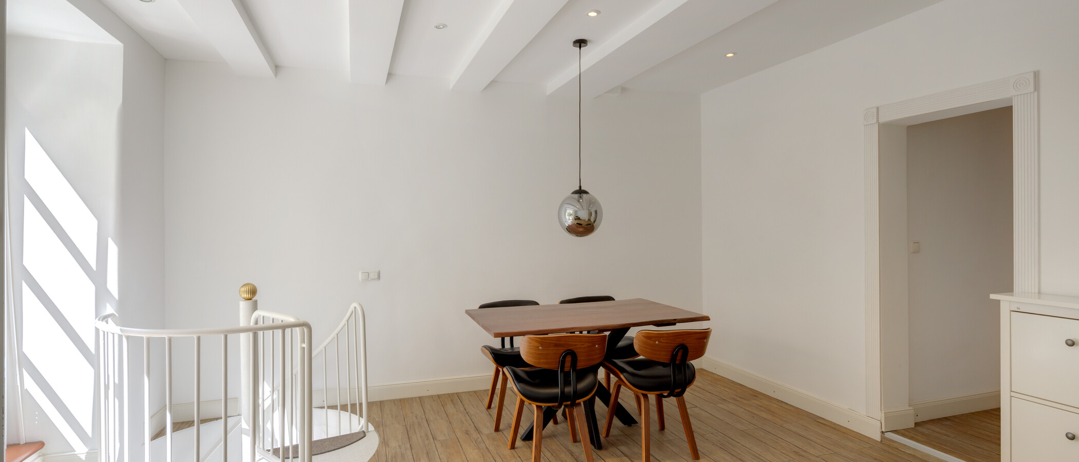 maisonette München Lehel 02 zona pranzo 581