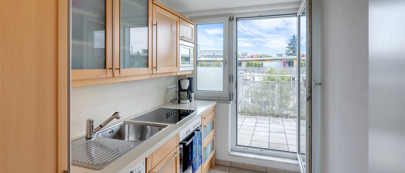 attico con terrazzo München Sendling-Westpark 01 cucina 5946