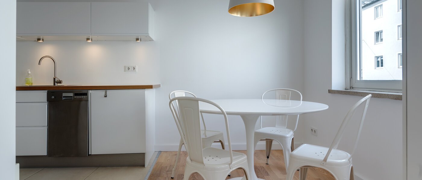 appartamento München Schwabing 01 cucina 5987