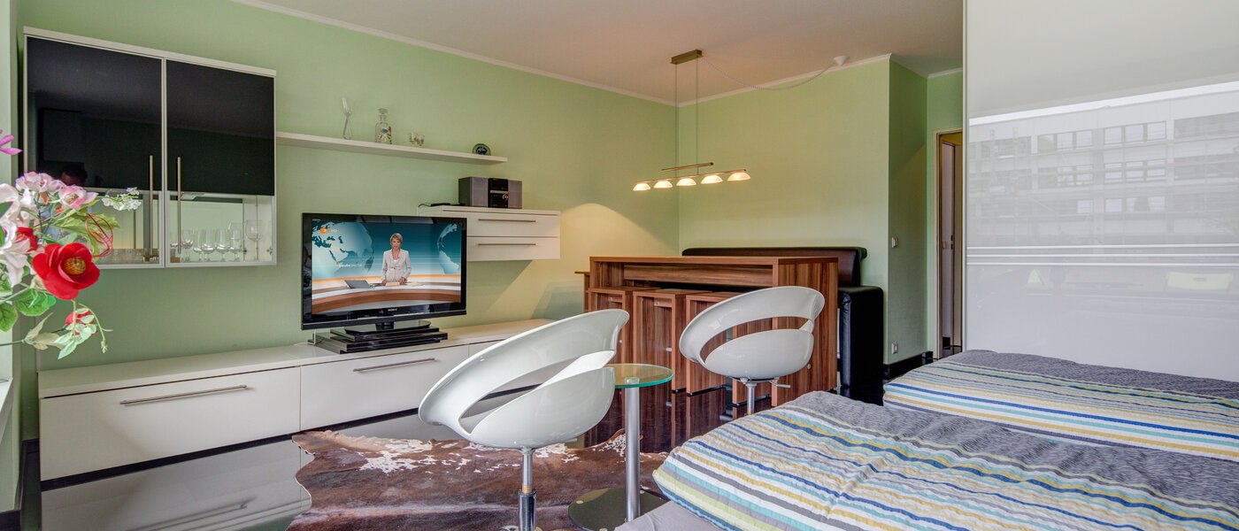 appartamento München Haidhausen 02 soggiorno 6056