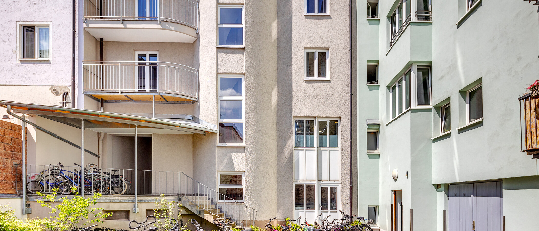 appartamento München Maxvorstadt - Westen 01 cortile interno  6196