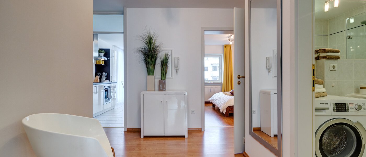 appartamento München Schwabing (rechts der Leopoldstraße) 03 ingresso/corridioio 6219