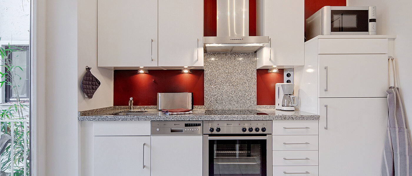 appartamento München Schwabing (links der Leopoldstraße) 01 cucina 6480