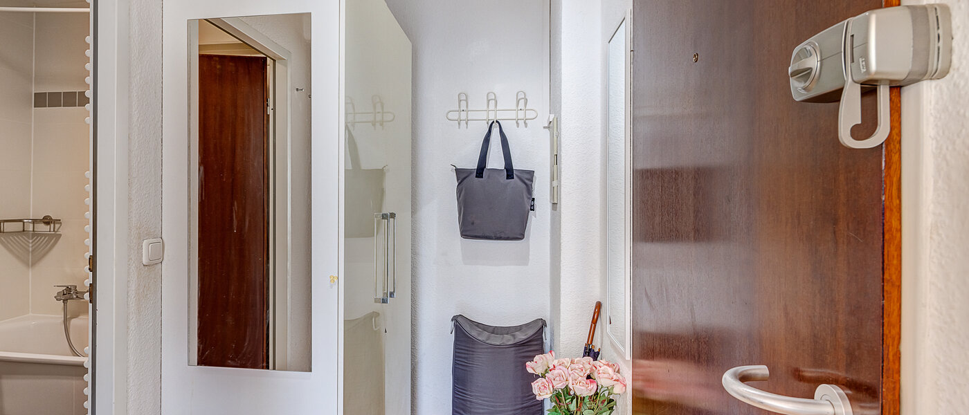 appartamento München Maxvorstadt - Universitätsviertel 02 ingresso/corridioio 6485