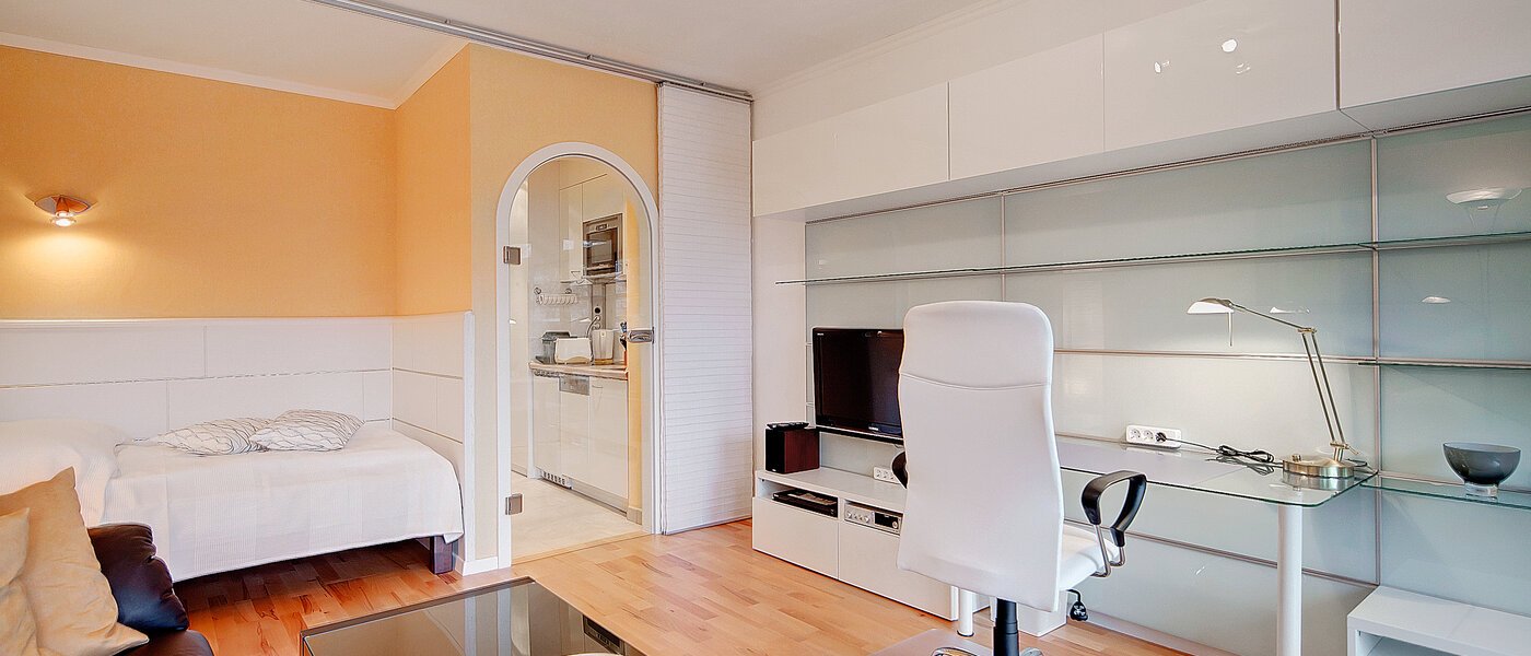 appartamento München Milbertshofen 03 soggiorno 6551