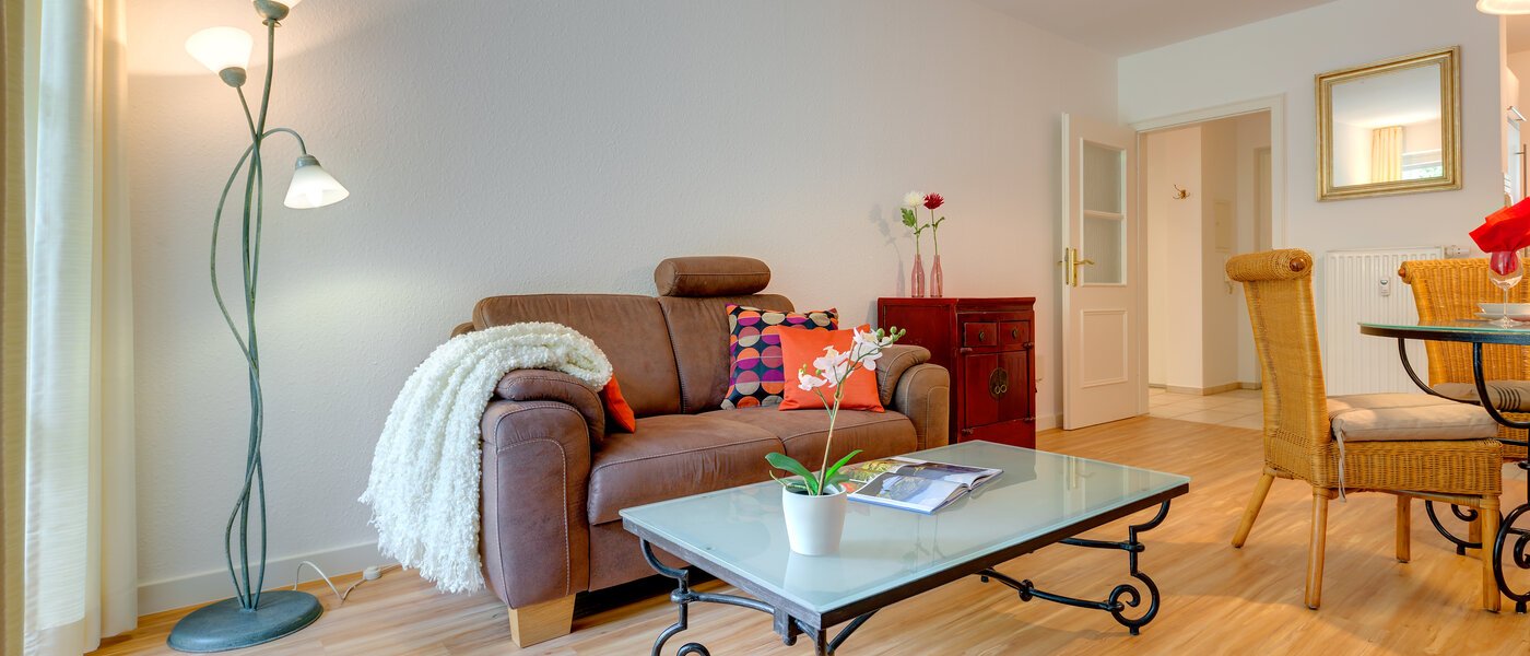 appartamento con giardino München Neuhausen 03 soggiorno 6555