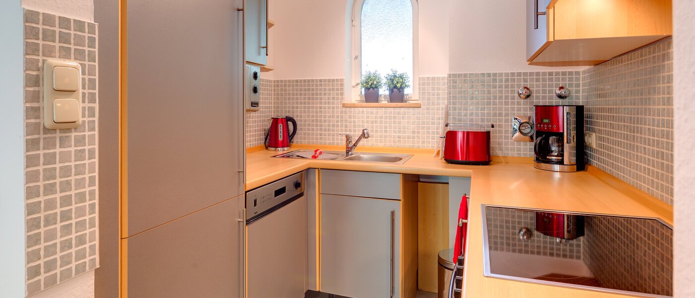 appartamento con giardino München Neuhausen 02 cucina 6555