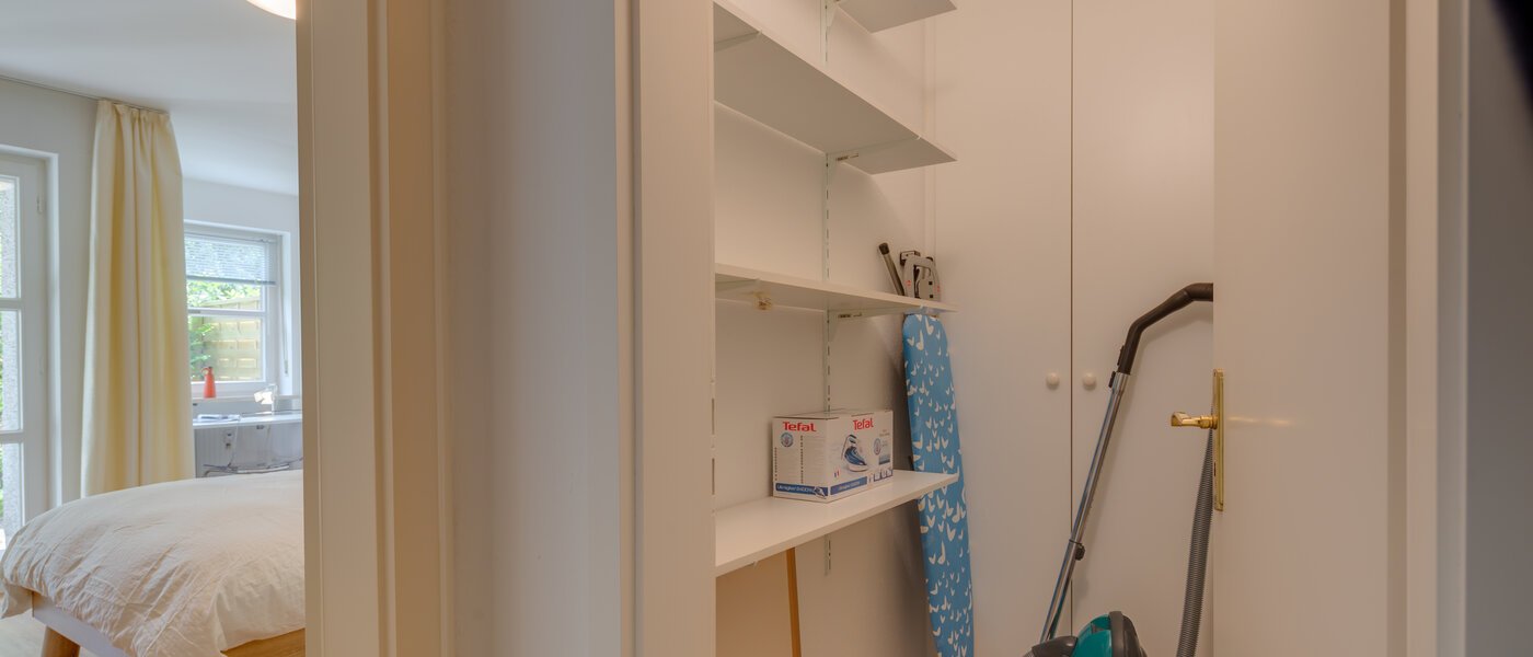 appartamento con giardino München Neuhausen 01 ripostiglio 6555