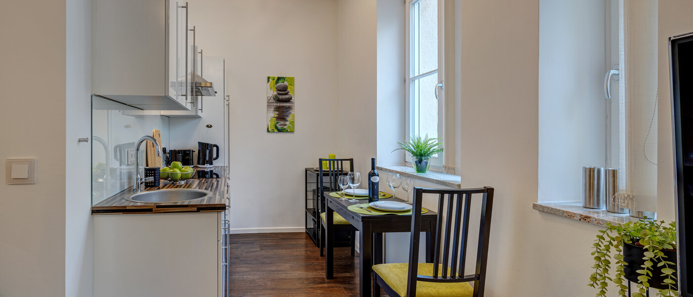 appartamento München Neuhausen 02 cucina 6646