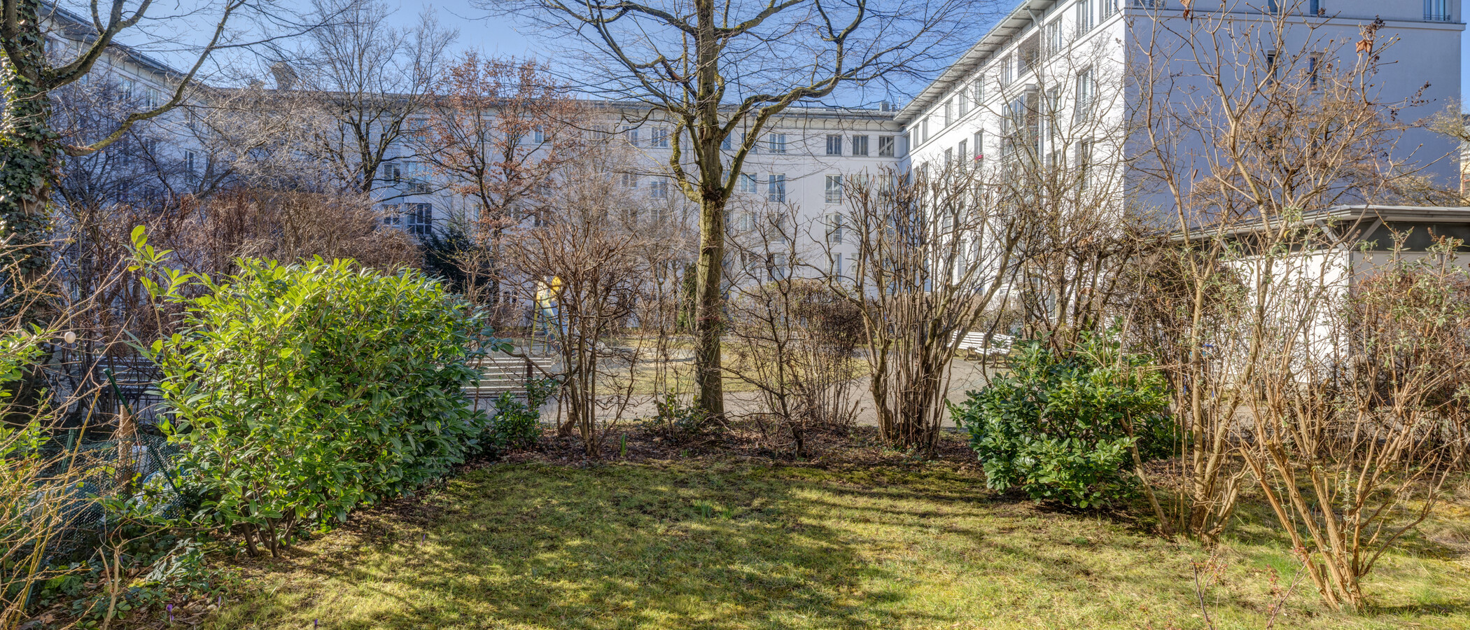 appartamento con giardino München Neuhausen 01 giardino 6696
