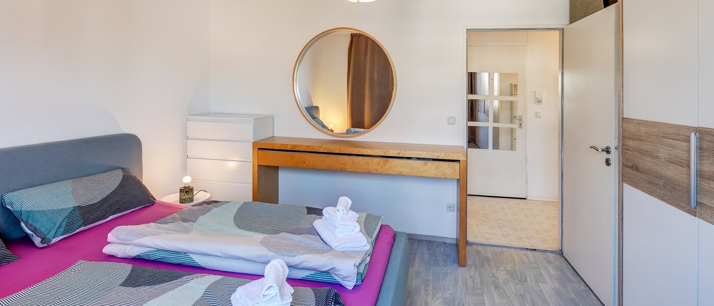 appartamento München Oberföhring 02 camera da letto 6739