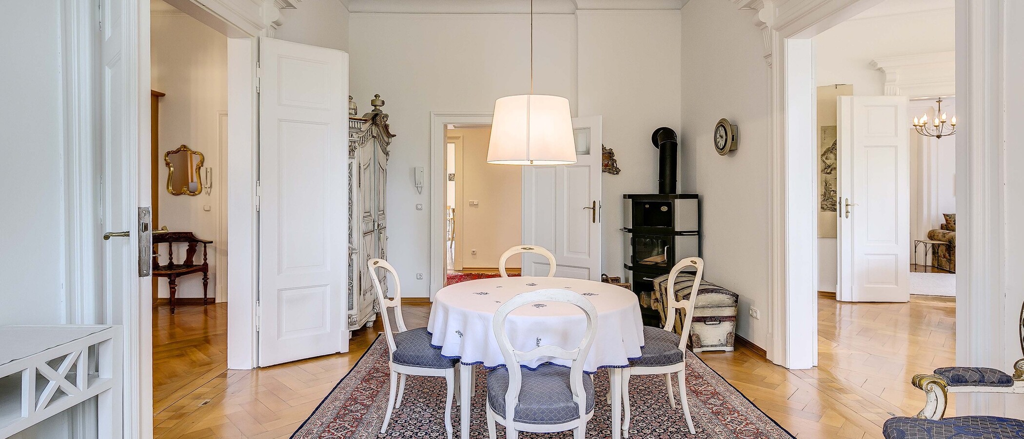 appartamento München Altbogenhausen 01 sala da pranzo 681