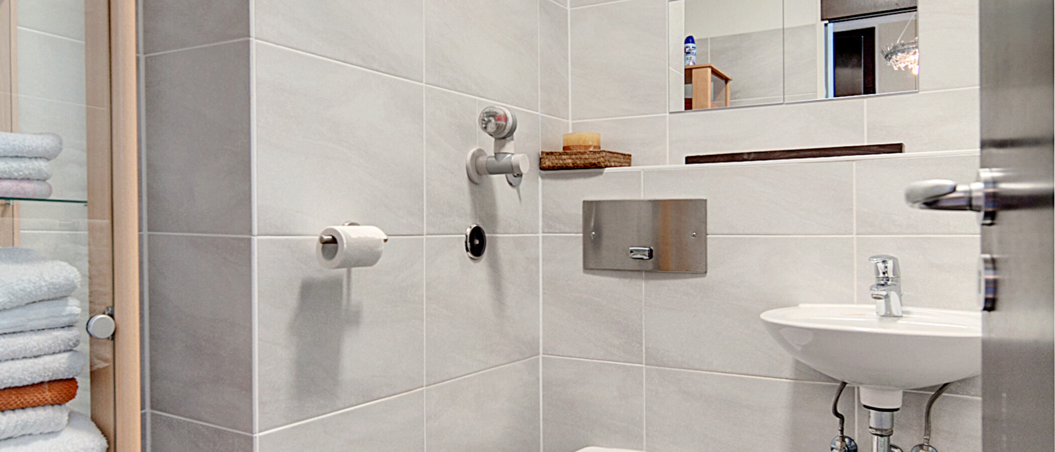 appartamento München Bogenhausen 01 toilette separata 6872