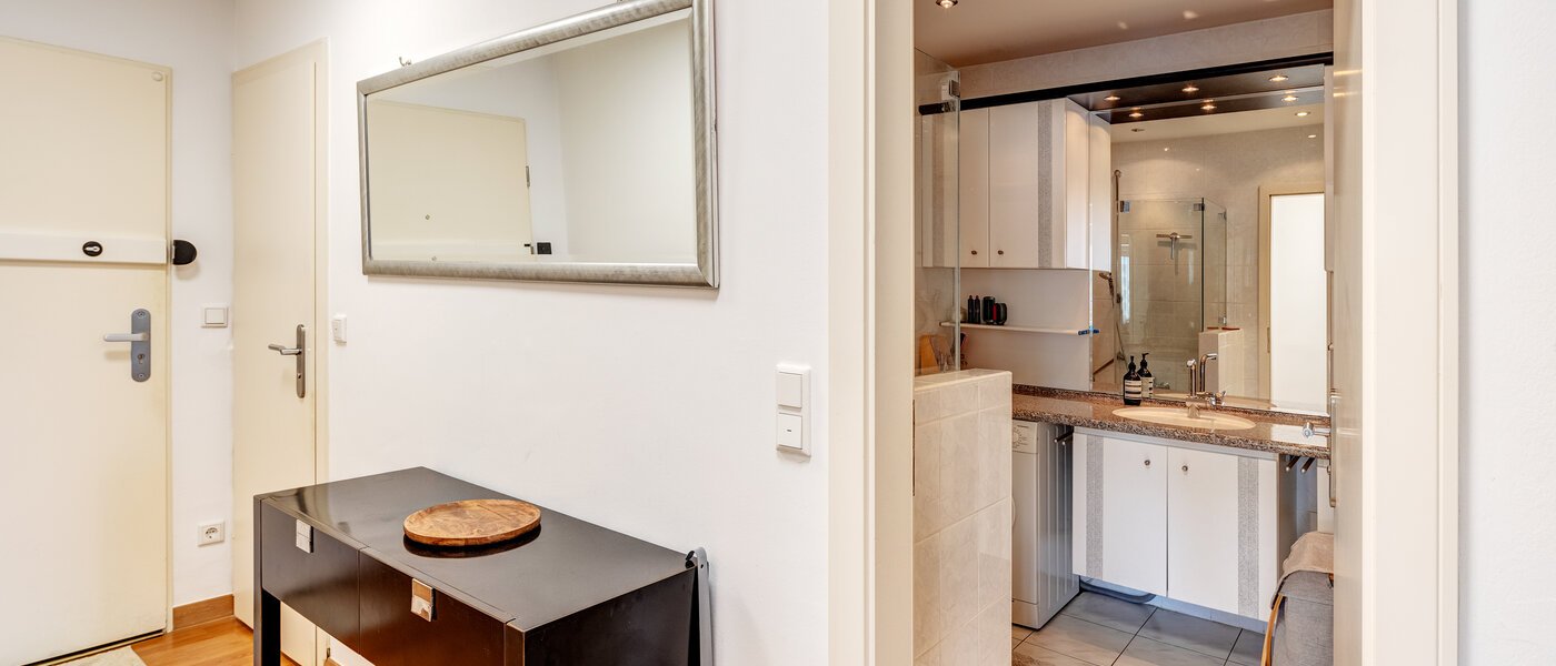 appartamento München Schwabing 02 ingresso/corridioio 7020