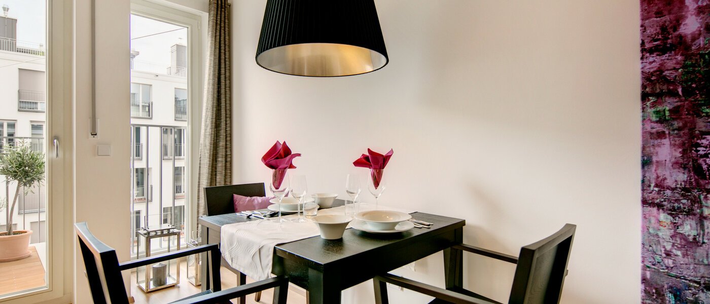 appartamento München Maxvorstadt 01 sala da pranzo 7037