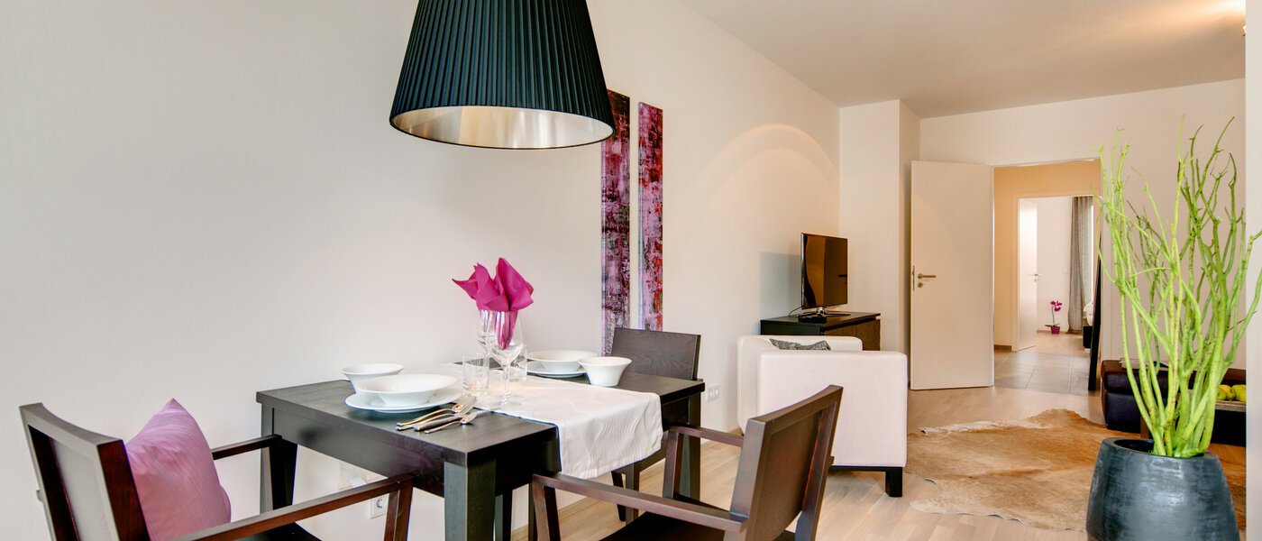 appartamento München Maxvorstadt 02 sala da pranzo 7037