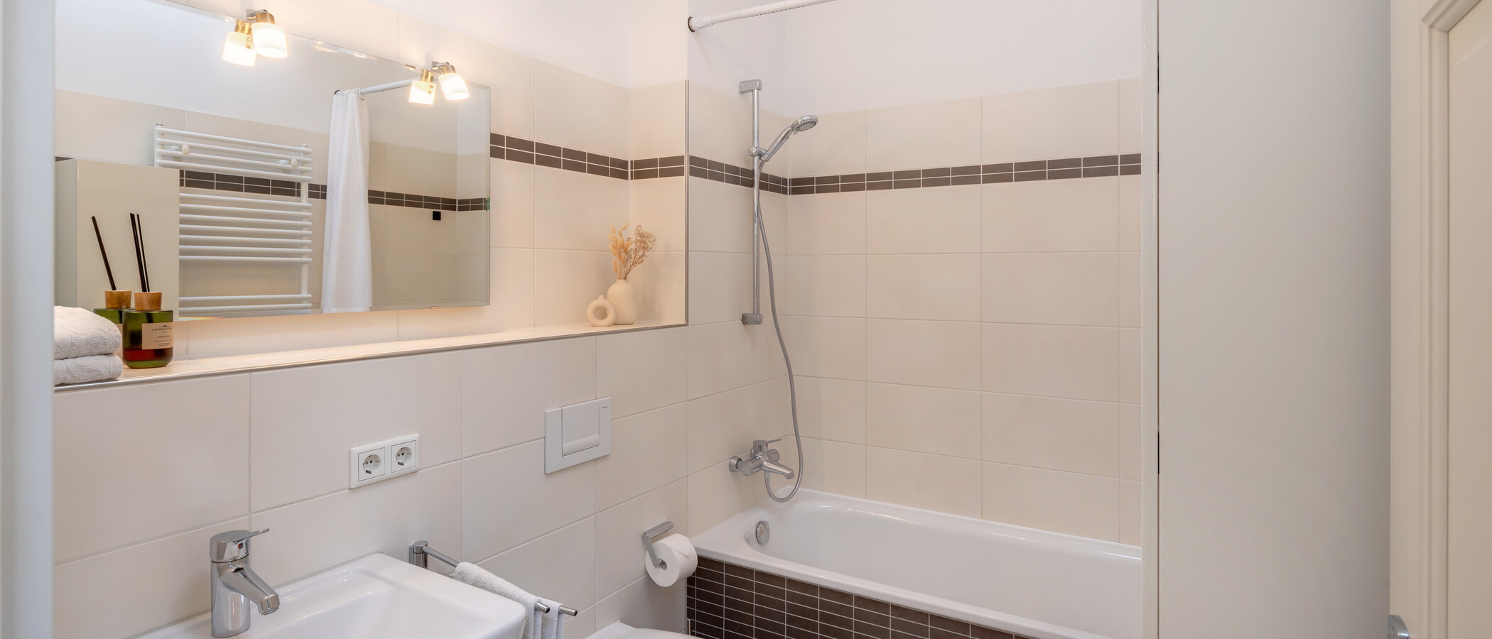 attico München Neuhausen 01 bagno 7084