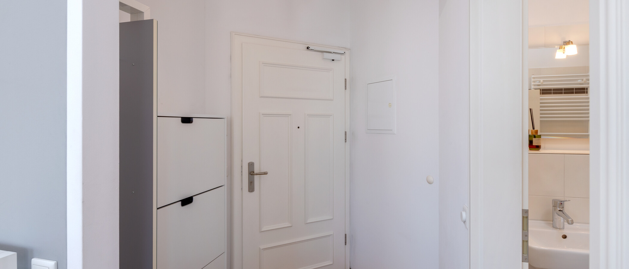 attico München Neuhausen 01 ingresso/corridioio 7084