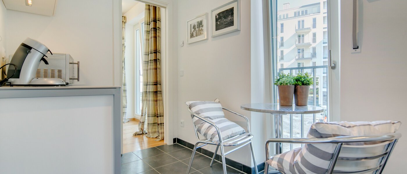 appartamento München Maxvorstadt 02 cucina 7104