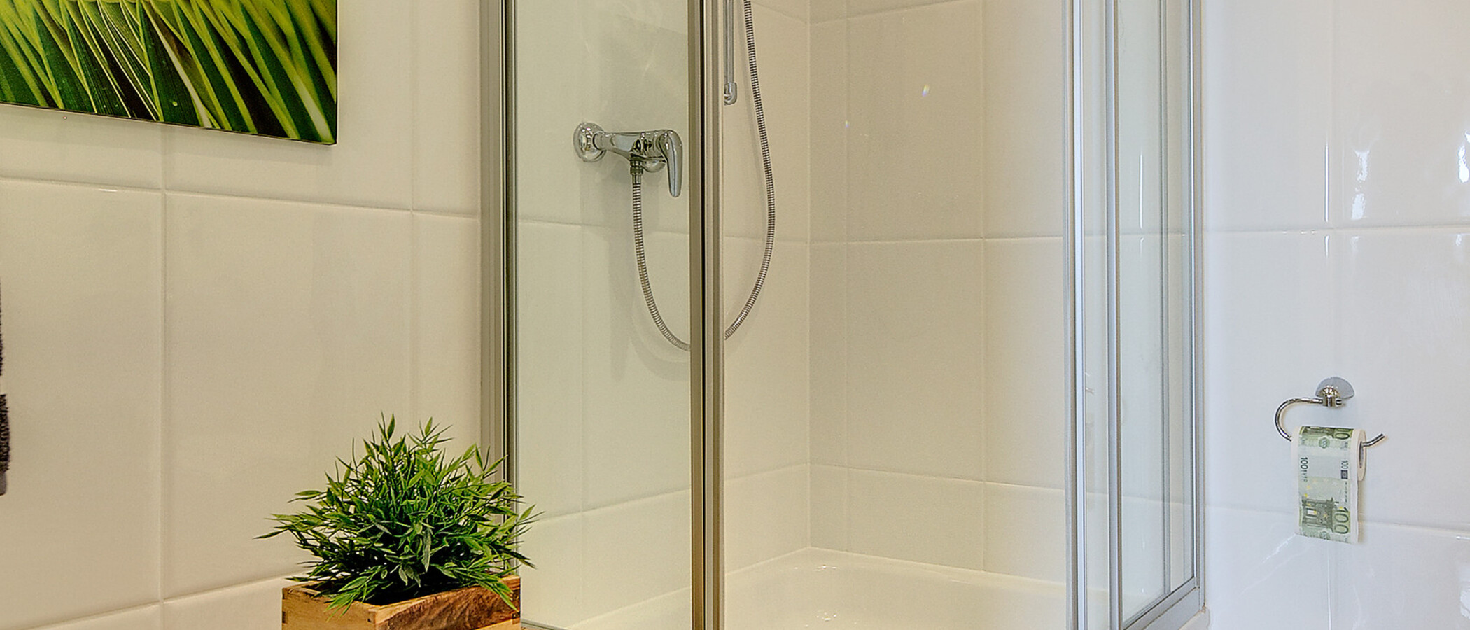 appartamento München Arabellapark 01 bagno 7141