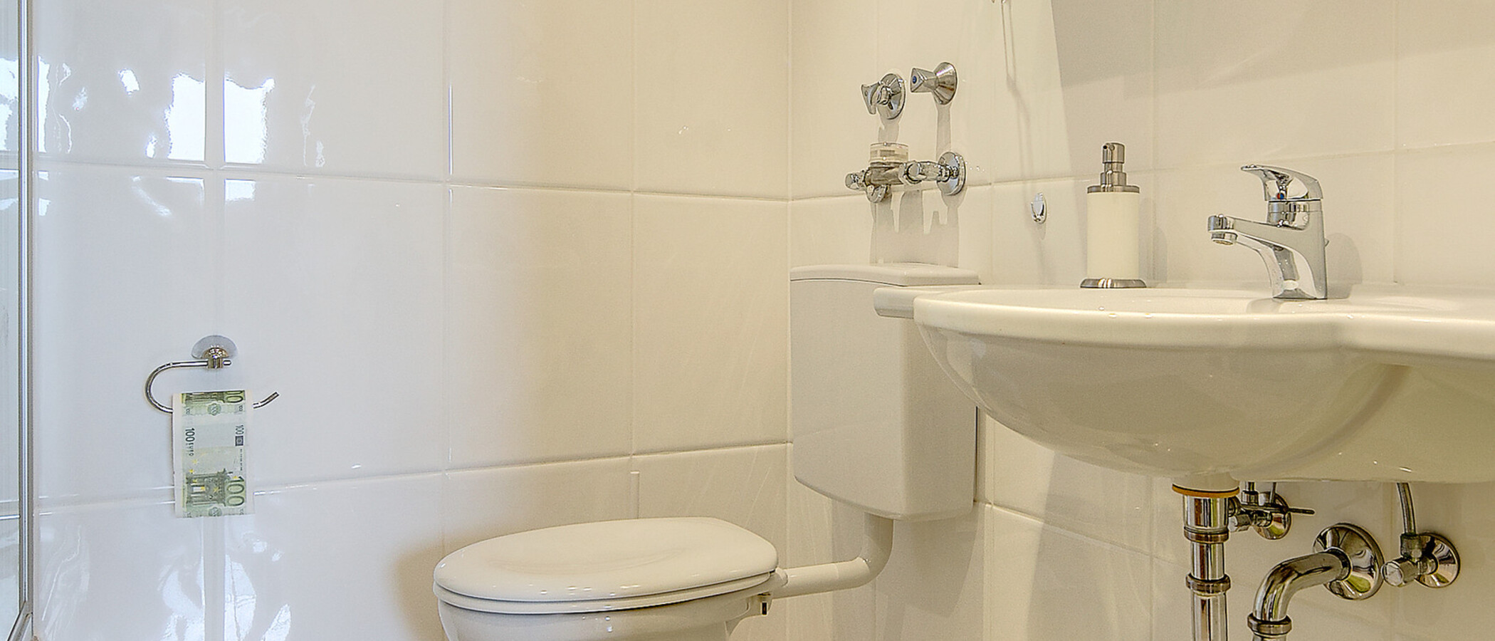 appartamento München Arabellapark 02 bagno 7141