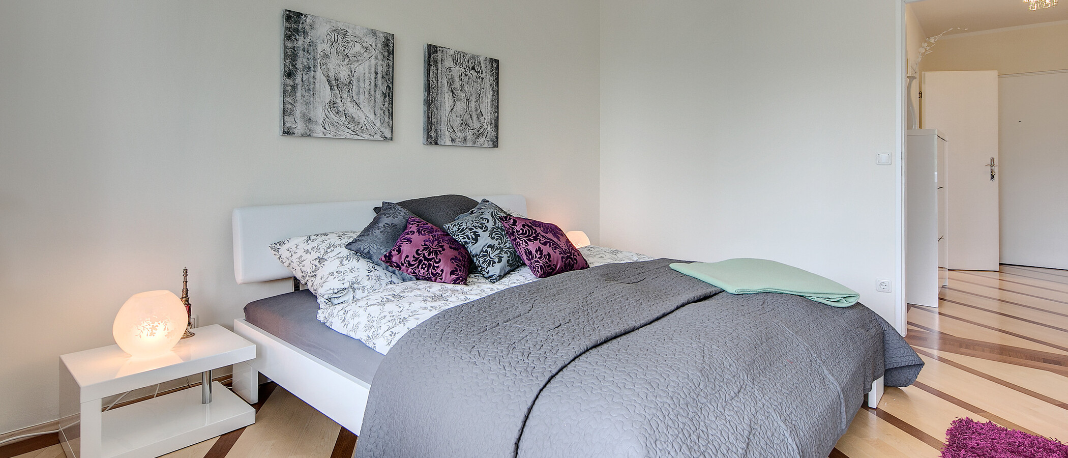 appartamento München Arabellapark 03 zona notte 7141