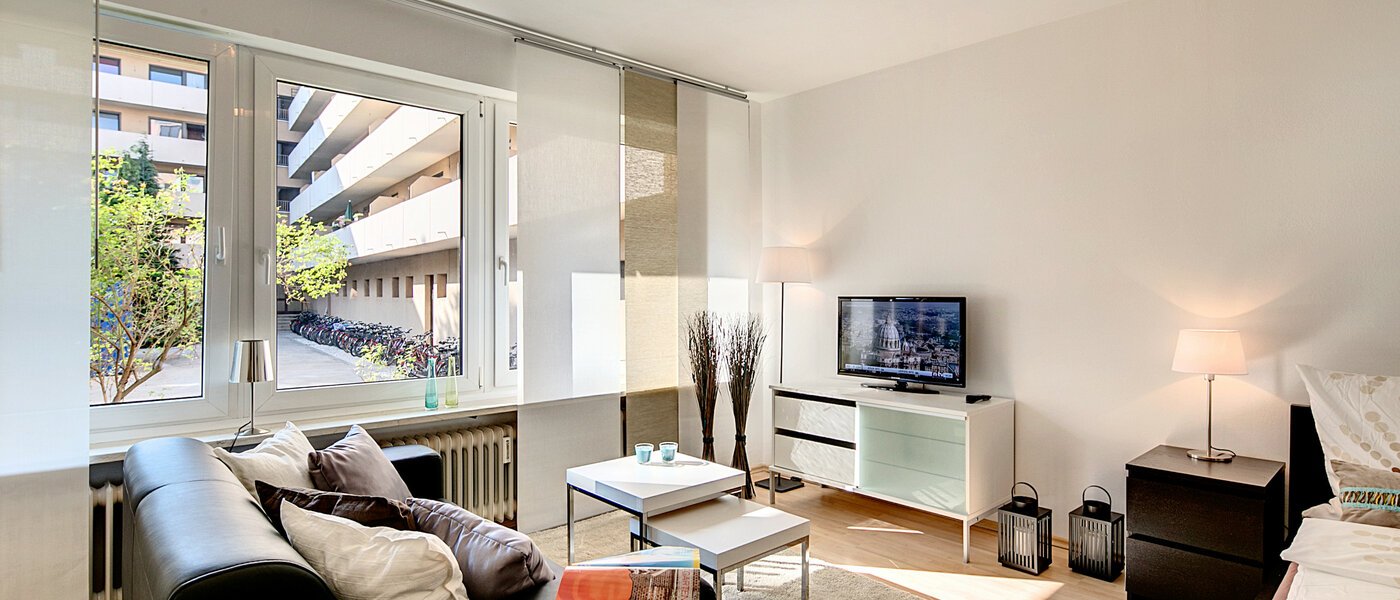 appartamento München Neuhausen 01 soggiorno 7179