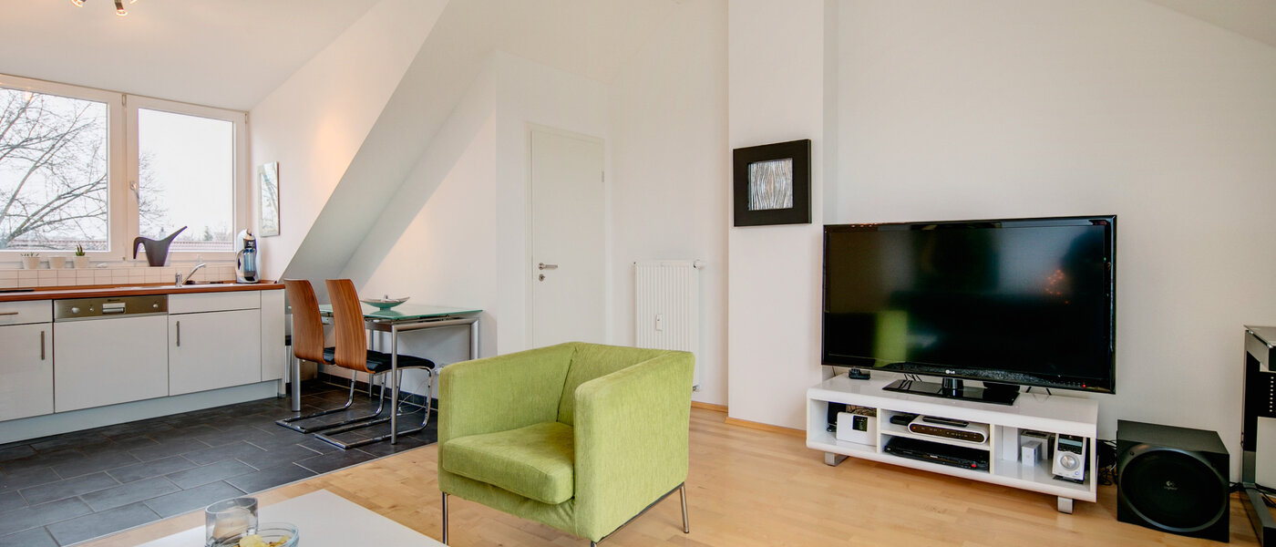 attico con terrazzo München Untermenzing 03 soggiorno 7372