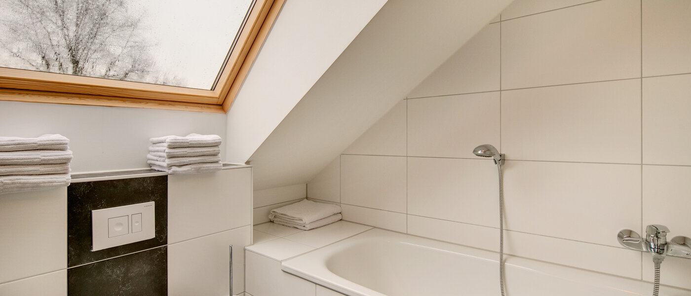 attico con terrazzo München Untermenzing 01 bagno 7372