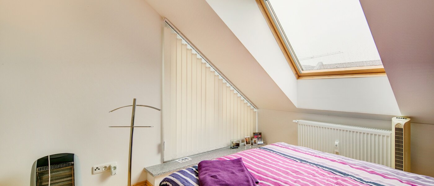 attico con terrazzo München Untermenzing 02 zona notte 7372