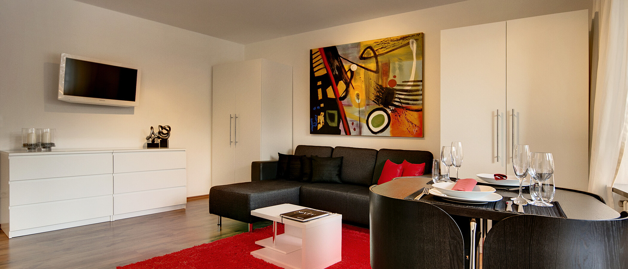 appartamento München Neuhausen 05 soggiorno 7421