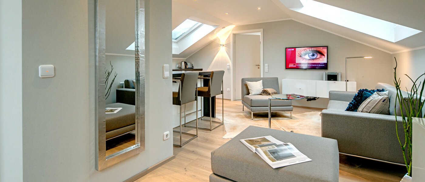 attico München Trudering 02 soggiorno 7503