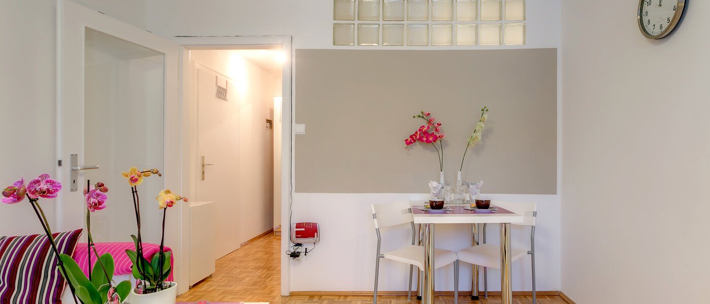 appartamento München Schwabing-Nord (zw. Belgrad- & Leopoldstraße) 03 soggiorno 7587