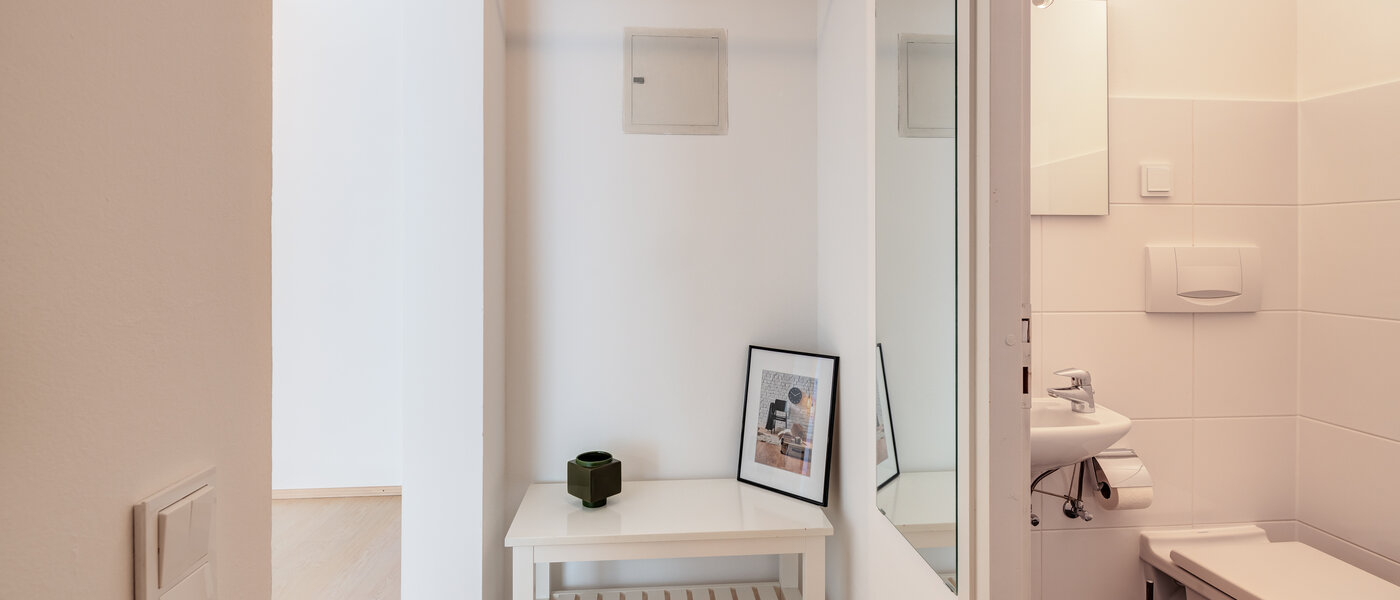 appartamento München Schwabing-Nord (zw. Leopoldstraße & Englischen Garten) 02 ingresso/corridioio 7670