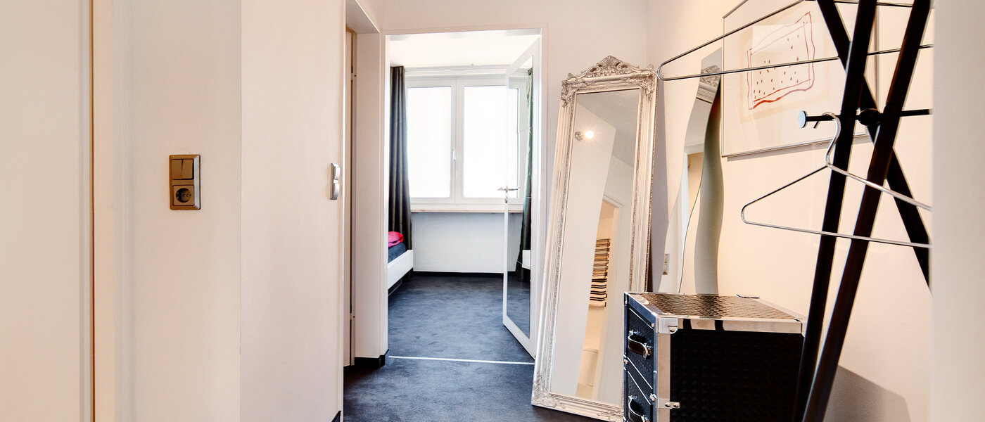 attico con terrazzo München Schwabing-West (rund um den Hohenzollernplatz) 01 ingresso/corridioio 7704