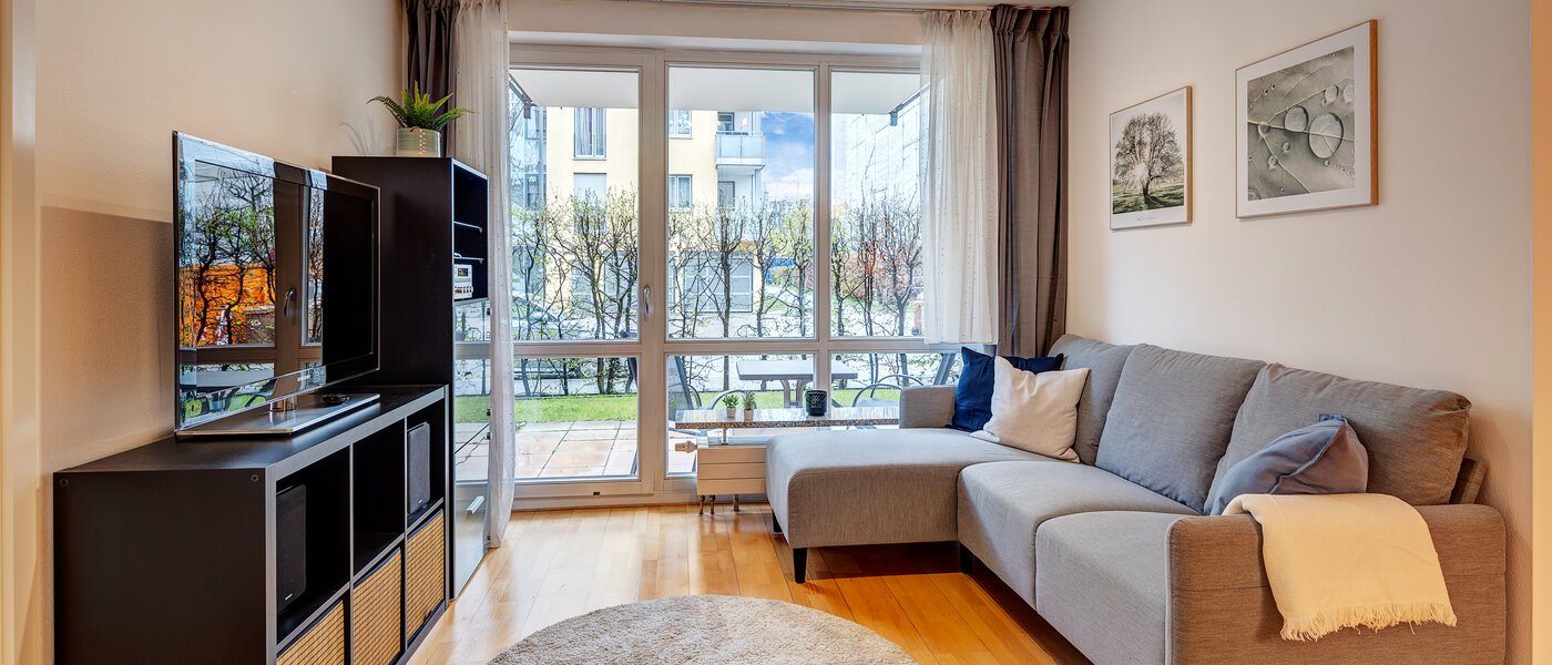 appartamento München Parkstadt Schwabing 01 soggiorno 7742