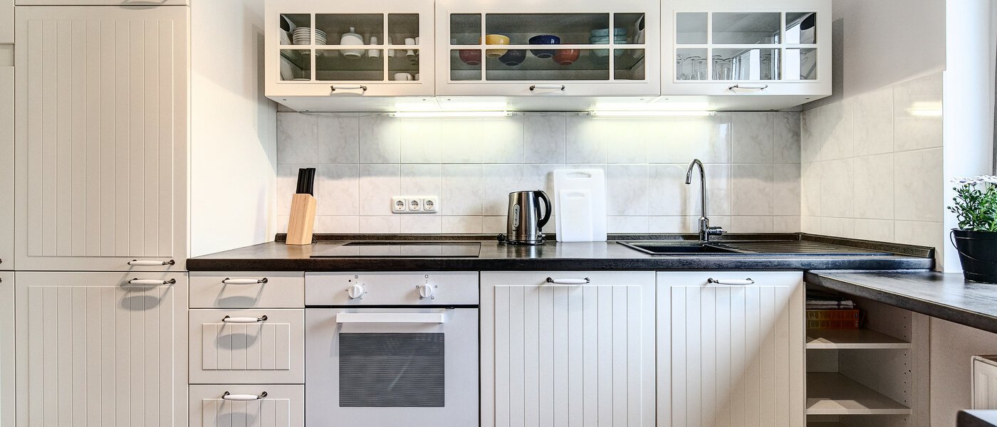 appartamento München Schwabing (links der Leopoldstraße) 03 cucina 7776