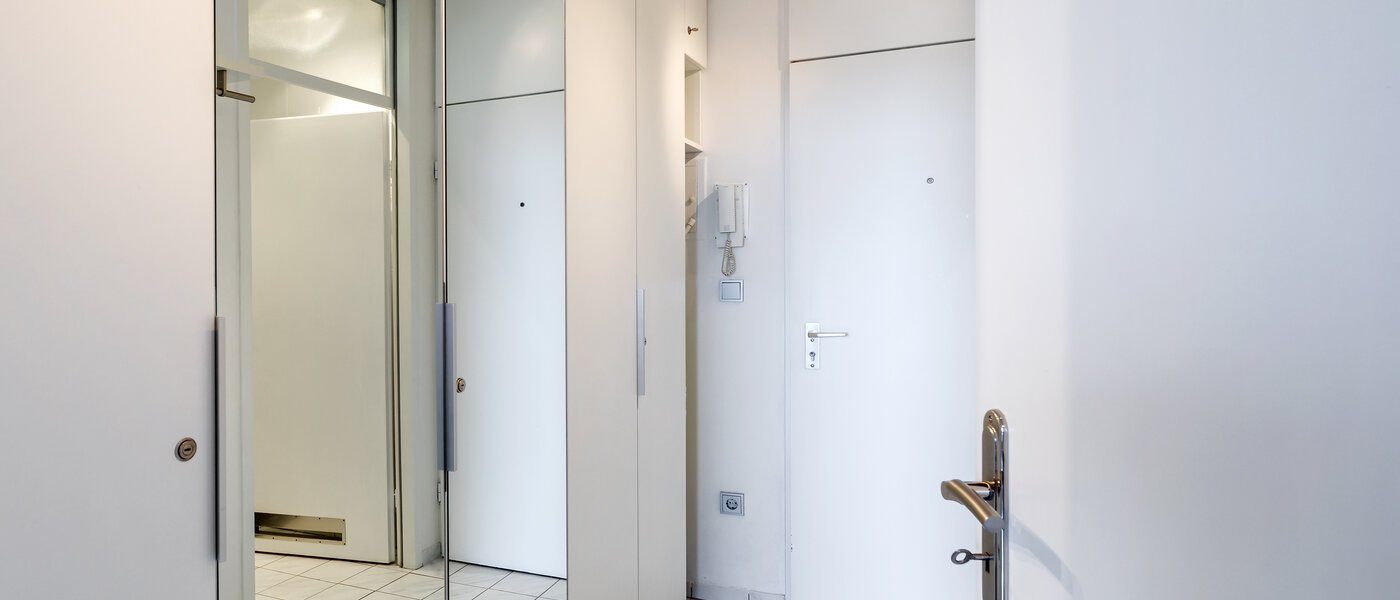 abitazione München Arabellapark 01 ingresso/corridioio 7848