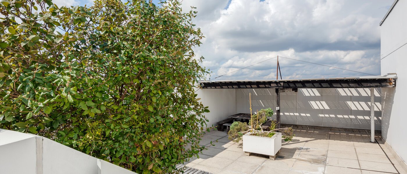 abitazione München Arabellapark 03 terazzo condiviso 7848