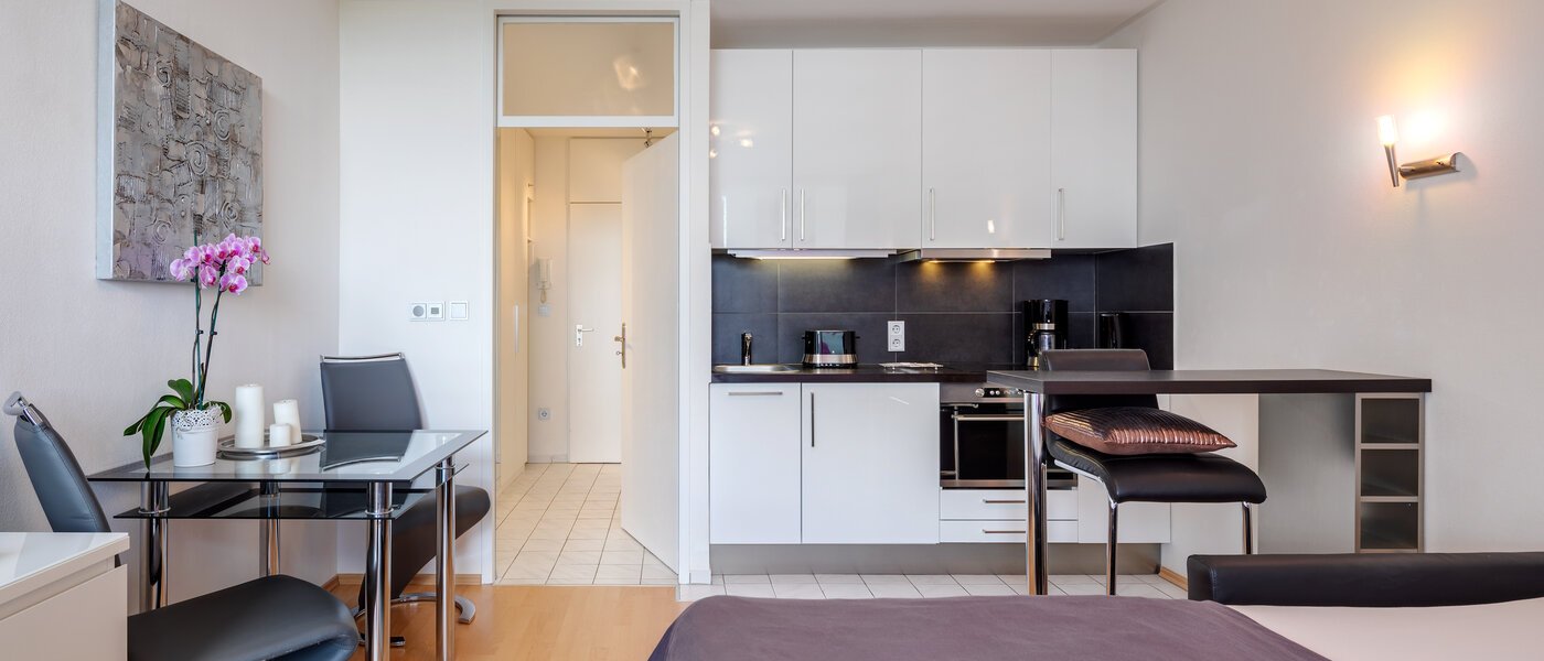 abitazione München Arabellapark 04 zona living 7848