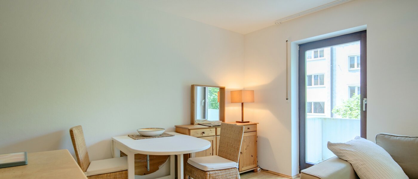 appartamento München Obergiesing 02 soggiorno 7866