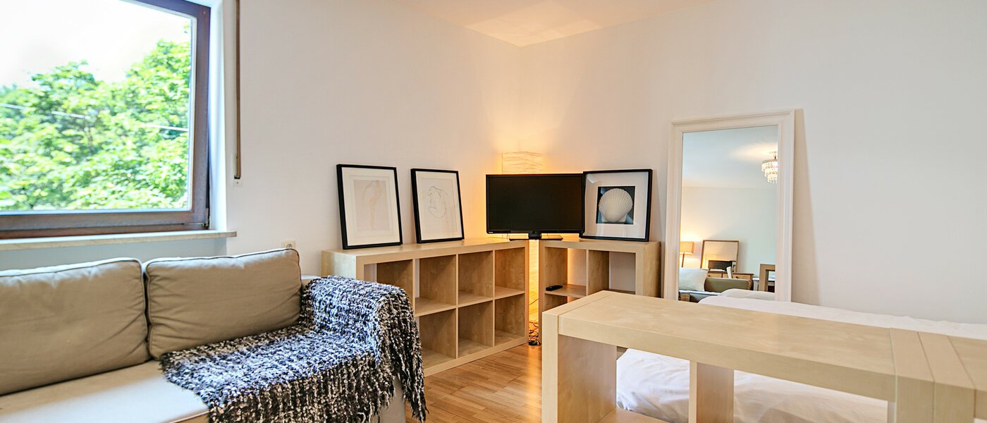 appartamento München Obergiesing 05 soggiorno 7866