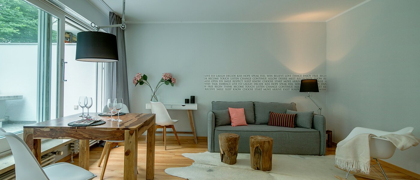 appartamento München Nymphenburg 02 soggiorno 7880