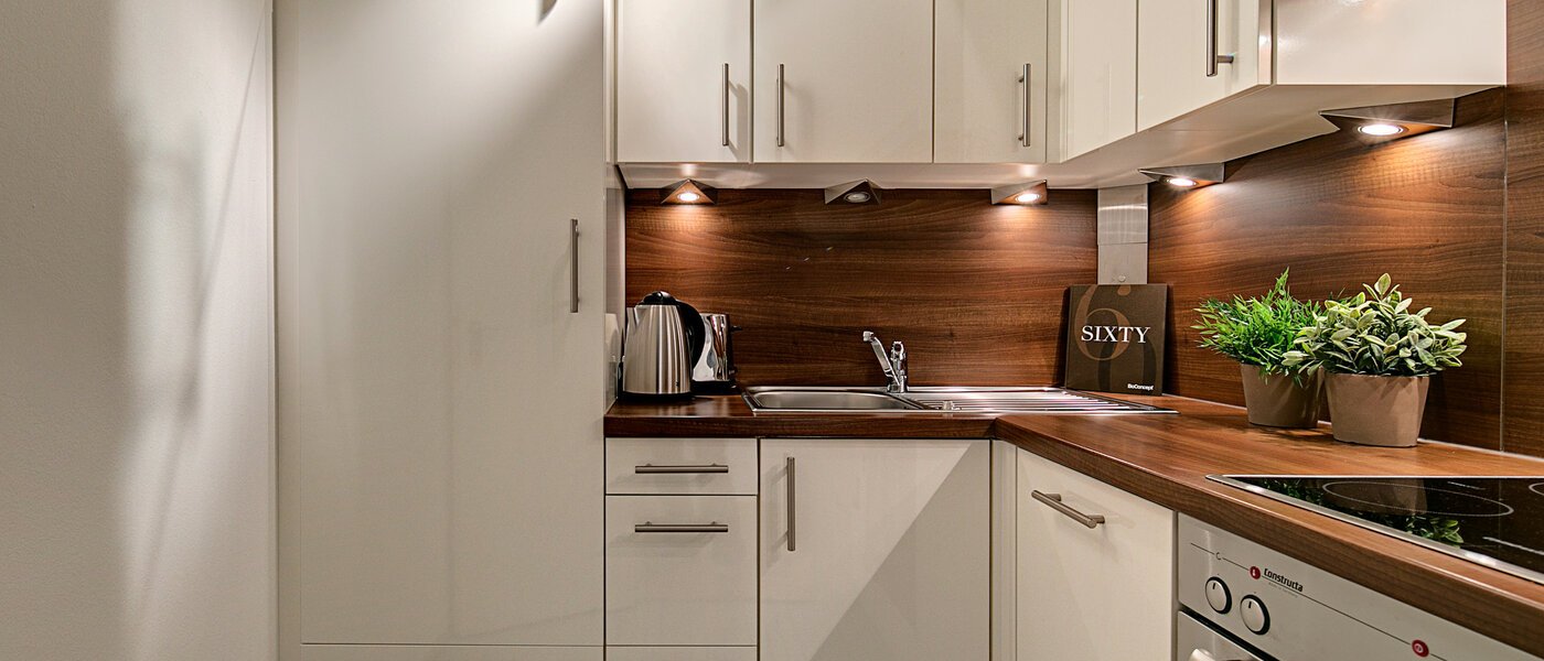 appartamento München Nymphenburg 01 cucina 7880