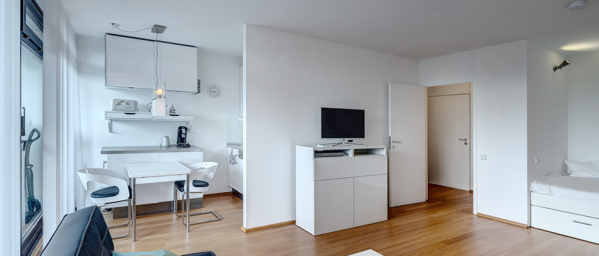 appartamento München Schwabing-Nord (zw. Leopoldstraße & Englischen Garten) 02 soggiorno 8015