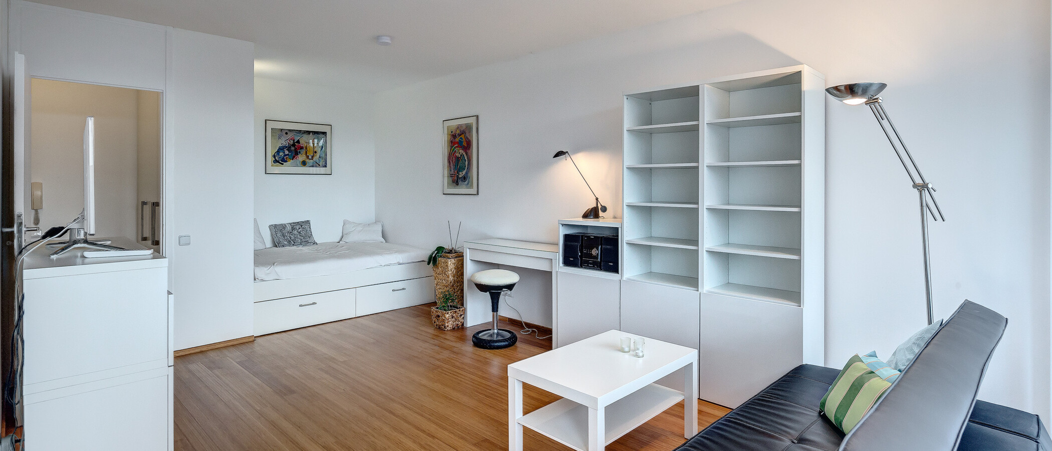 appartamento München Schwabing-Nord (zw. Leopoldstraße & Englischen Garten) 04 soggiorno 8015