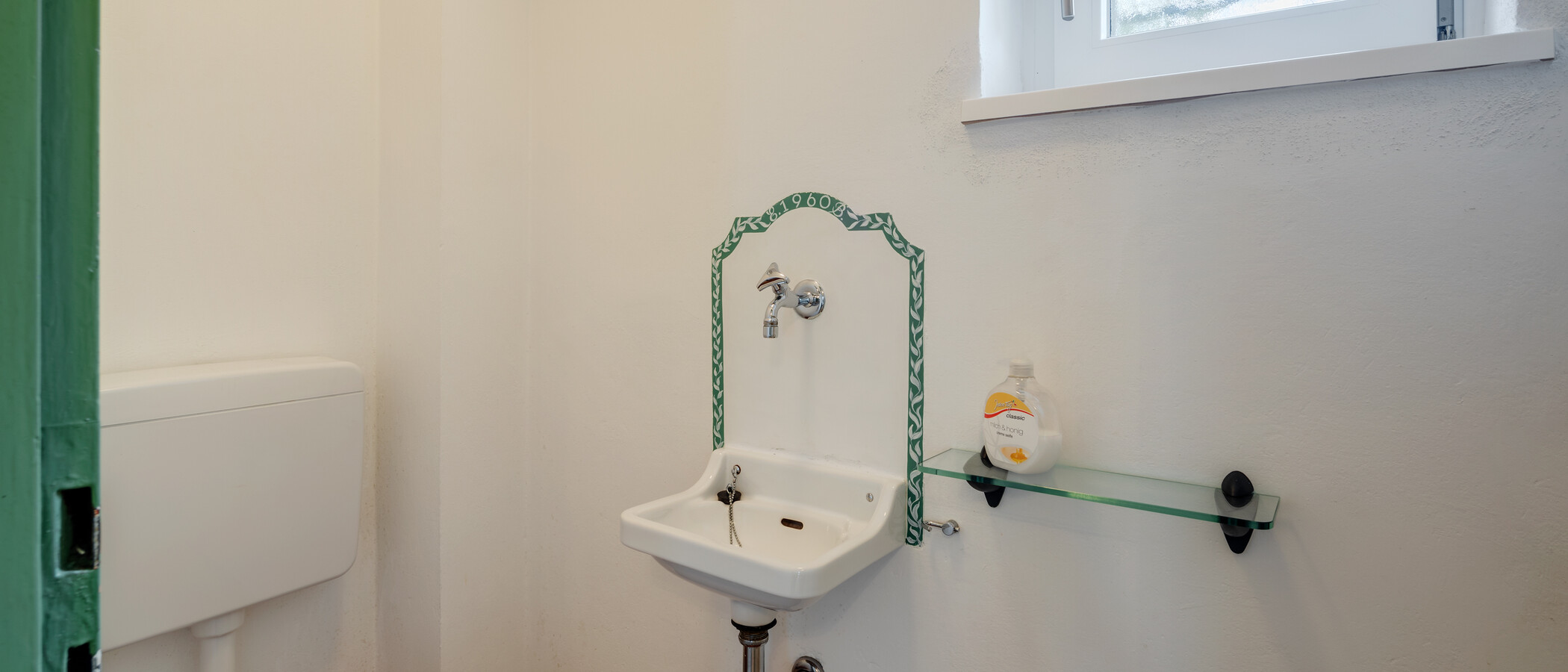 casa a schiera ad angolo München Ramersdorf 02 toilette per gli ospiti 8036
