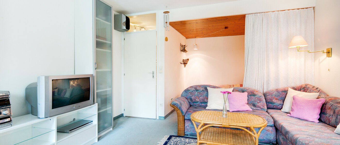 appartamento München Sendling-Westpark 03 soggiorno 8053